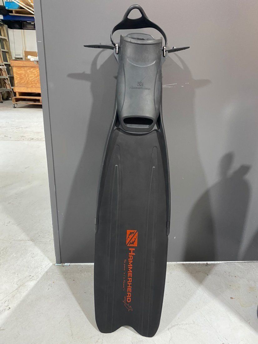 Hammerhead Fin with Adjustable Foot Pocket | Spear Gods